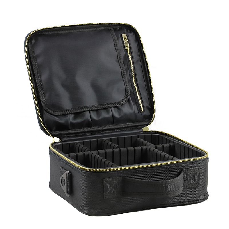 makeup bag with adjustable dividers