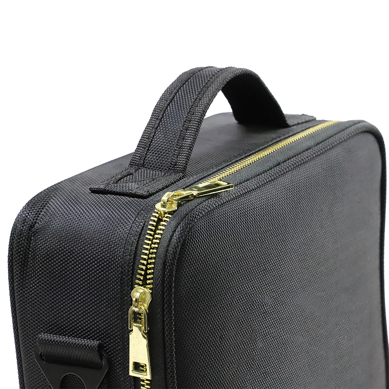 gold zippers