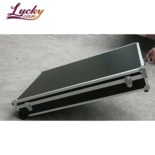 High Quality - Single TV Flight Road Case with 2 Wheels