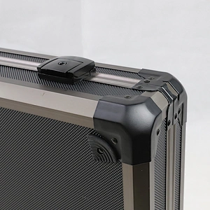 Factory Wholesale Aluminum Rifle Gun Case with Foam and Locks