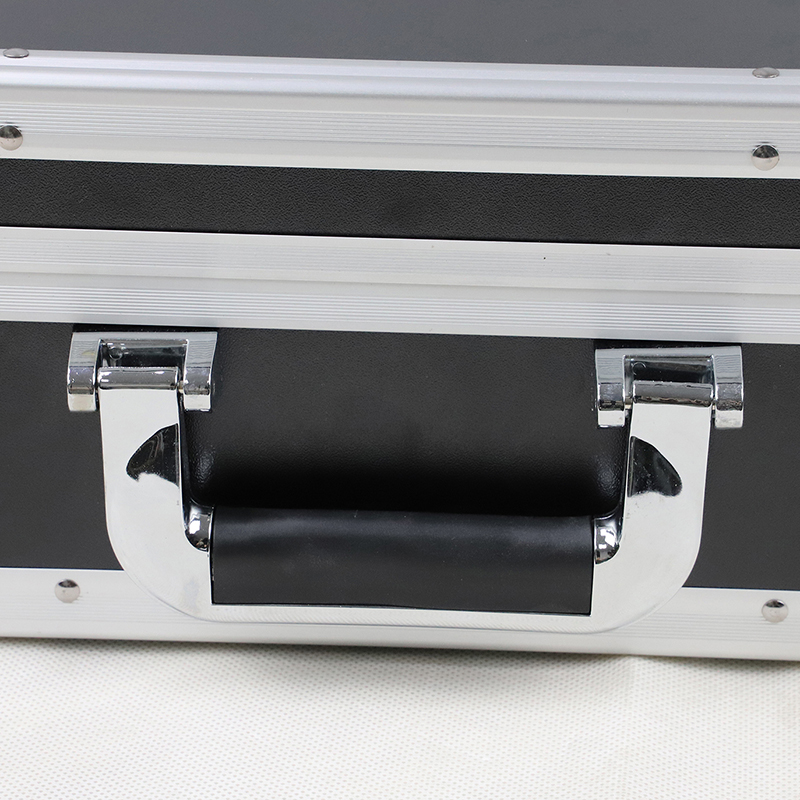 metal handle