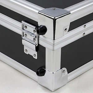 L Frame Aluminum Tool Case with Custom Foam