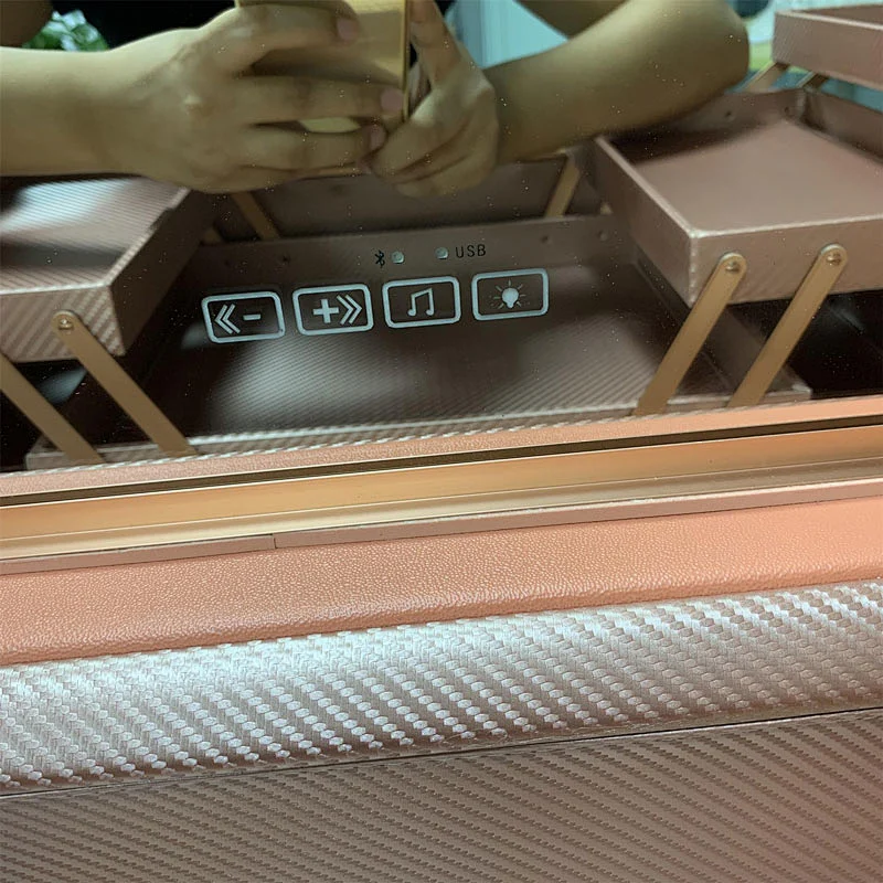 Low MOQ Led Lighted Mirror Makeup Box Trolley Case with Speaker