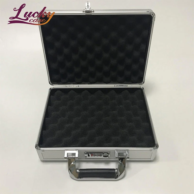 Single Portable Shortgun Case Silver with Foam