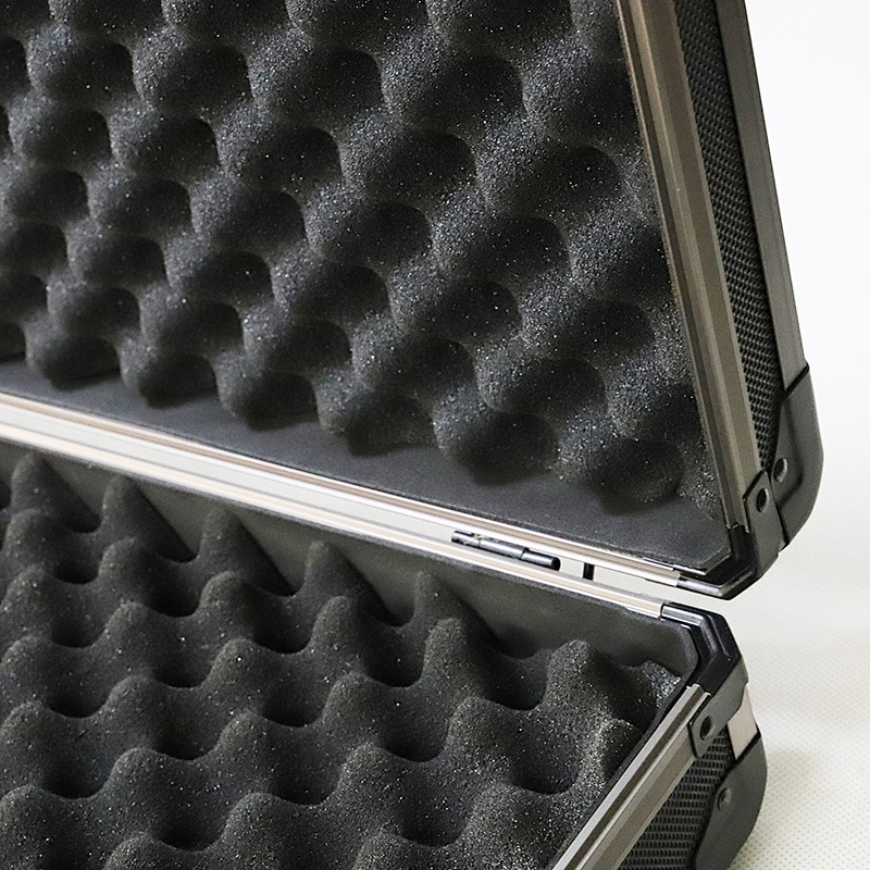 Factory Wholesale Aluminum Rifle Gun Case with Foam and Locks