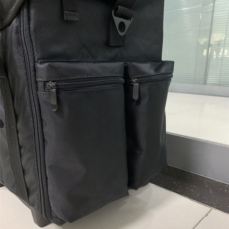 zipper side pockets