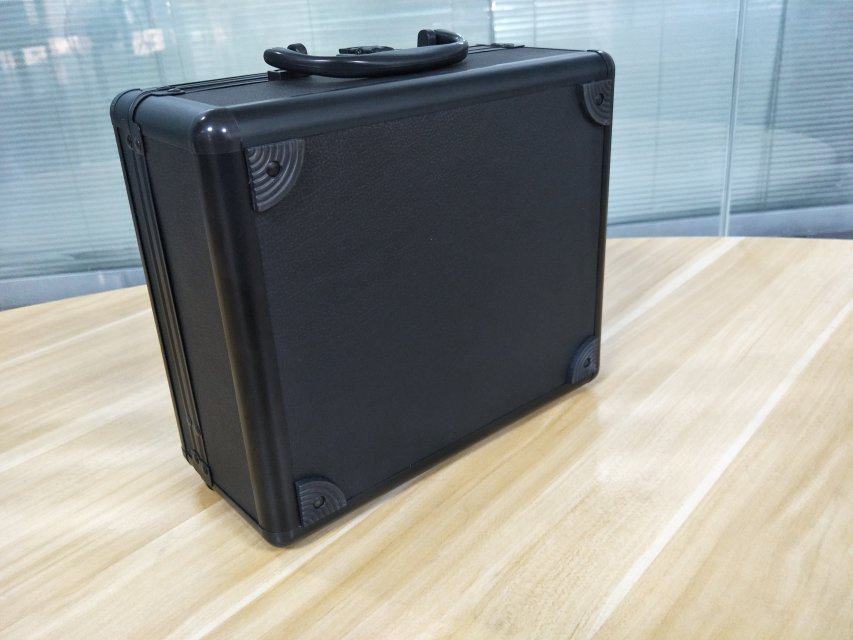 Luxury Hard Box Case Makeup Custom Beauty Black Cosmetic Cases Makeup Brush Travel Bag with Tray
