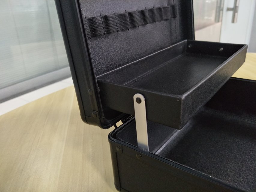 Luxury Hard Box Case Makeup Custom Beauty Black Cosmetic Cases Makeup Brush Travel Bag with Tray