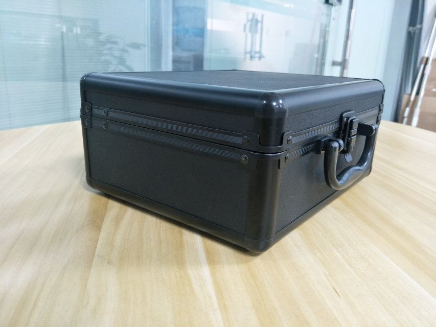 Luxury Hard Box Case Makeup Custom Beauty Black Cosmetic Cases Makeup Brush Travel Bag with Tray