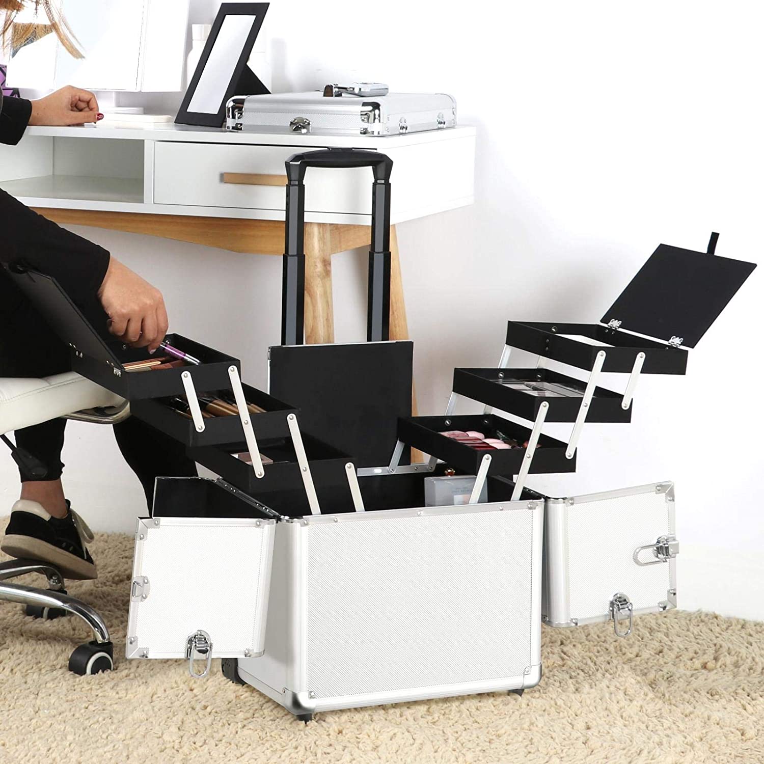 Sliver Aluminum Cosmetic Case with 6 Trays Makeup Rolling Trolley Organizer Case Professional Rolling Makeup Case