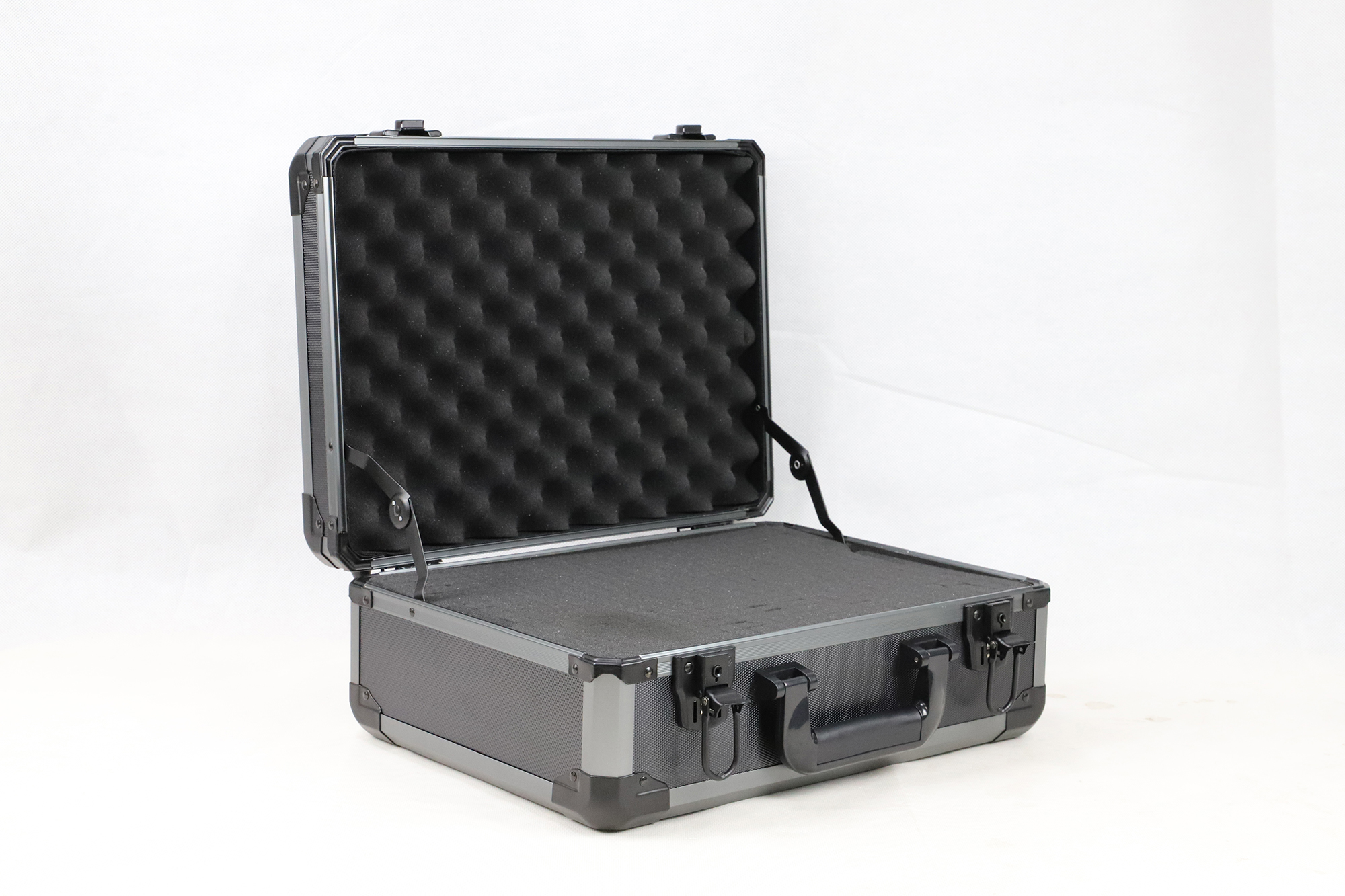 High Quality Aluminum Tool Case With Pick&Pluck Foam Portable Carrying Storage Box Customize Grey Color