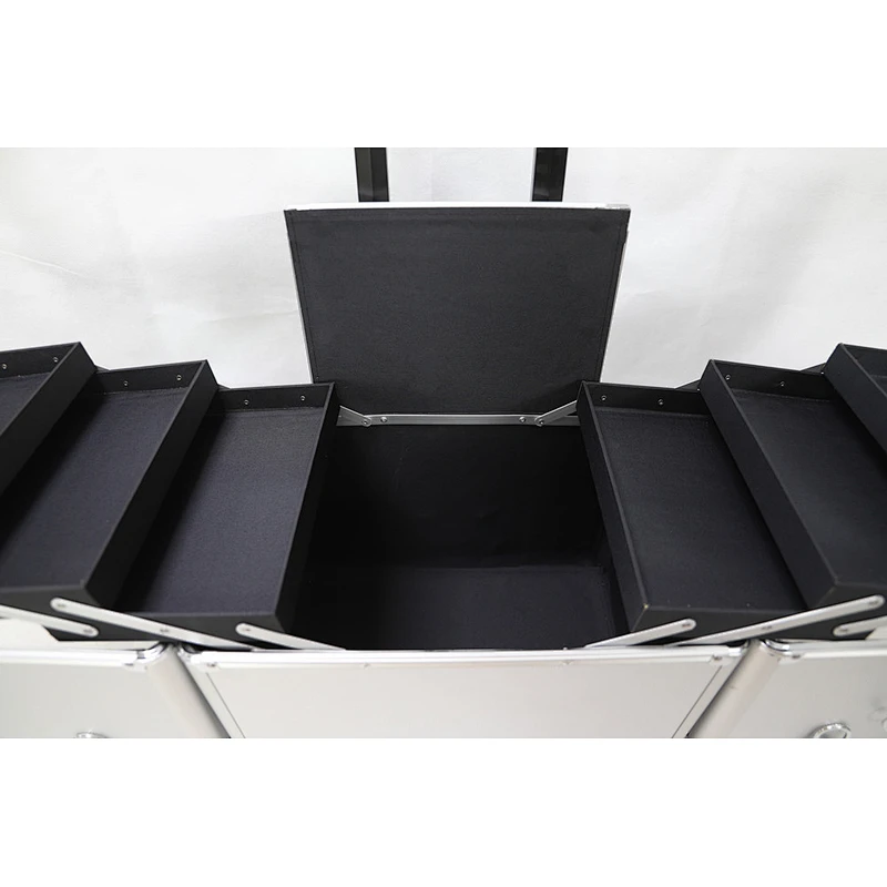 Professional Artist  Travel Rolling Makeup Case