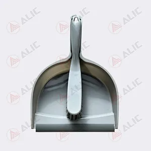 Basic Model Brush and Dustpan Set