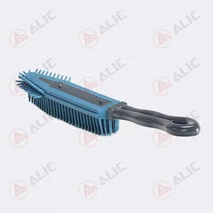 TPR Multi-function Brush