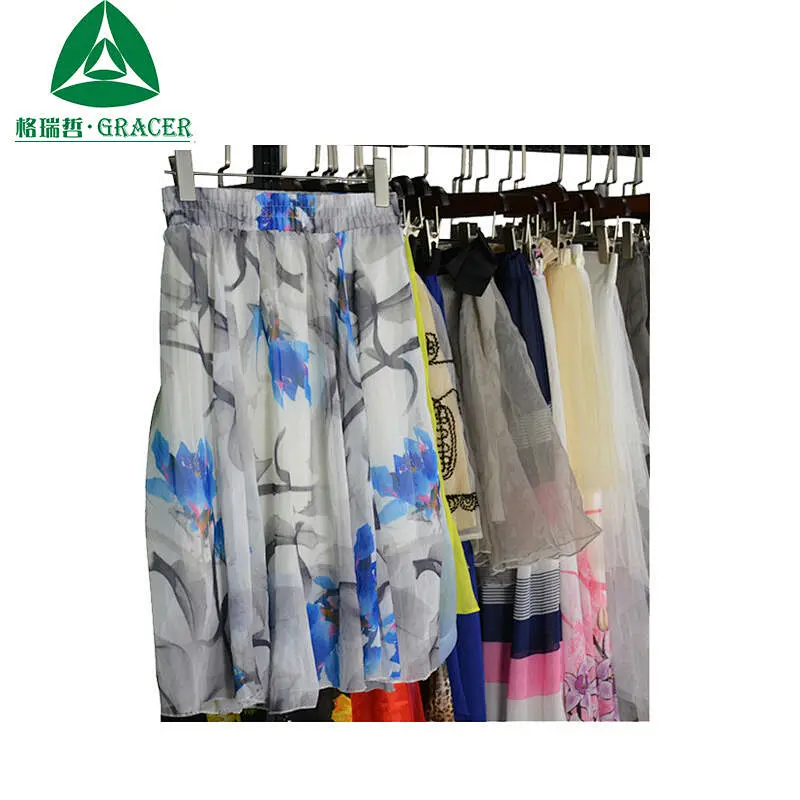 LADIES SILK SKIRT