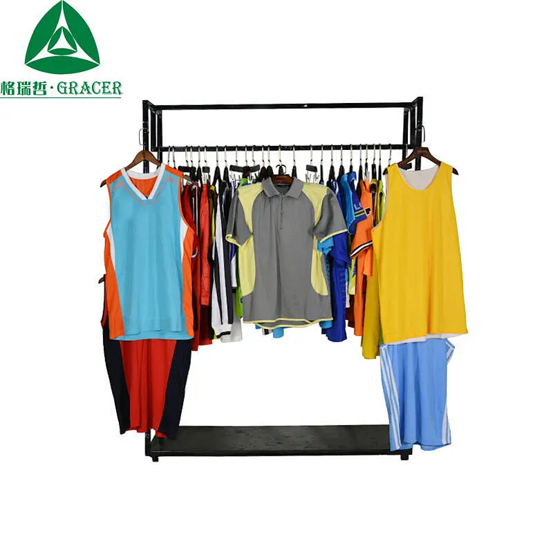 SPORTS UNIFORM