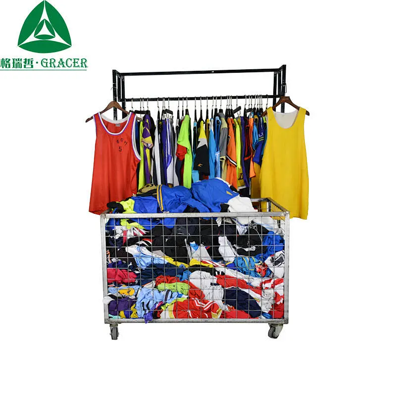 SPORTS UNIFORM