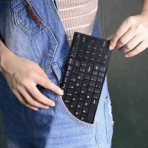 Wireless Blue tooth Keyboard with Touchpad  Teclado BK6805