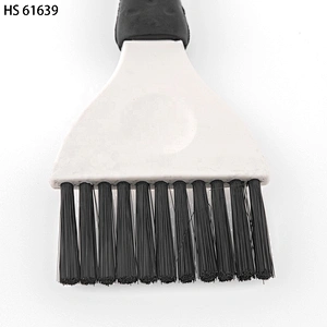 Dye brush