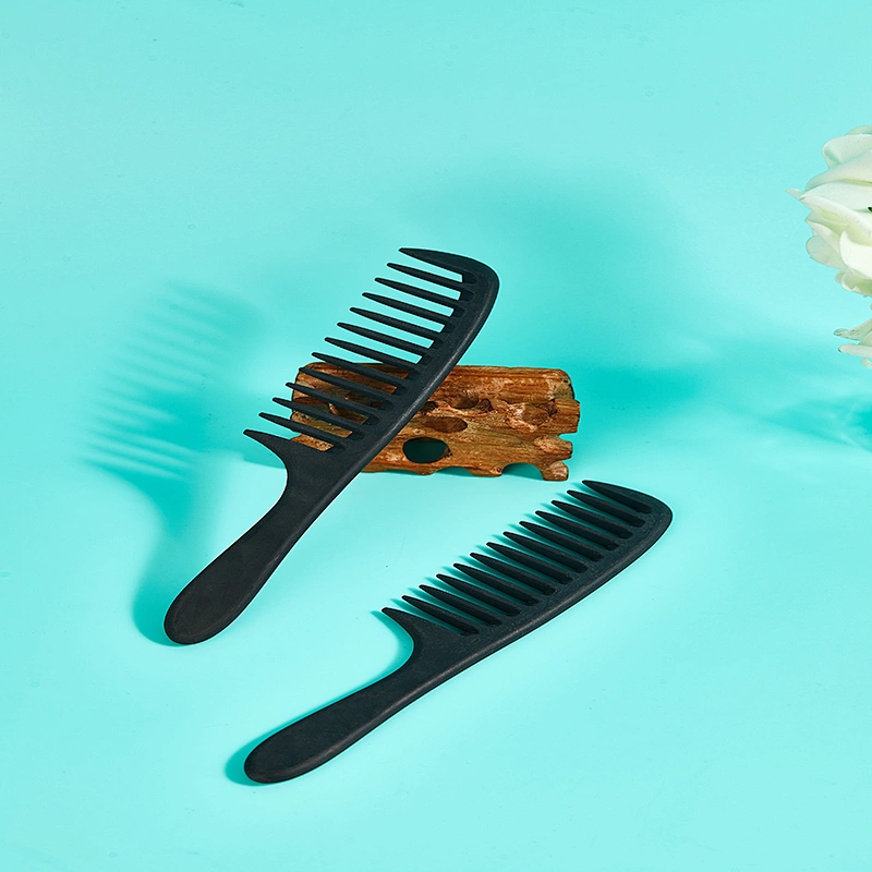 Carbon fiber comb