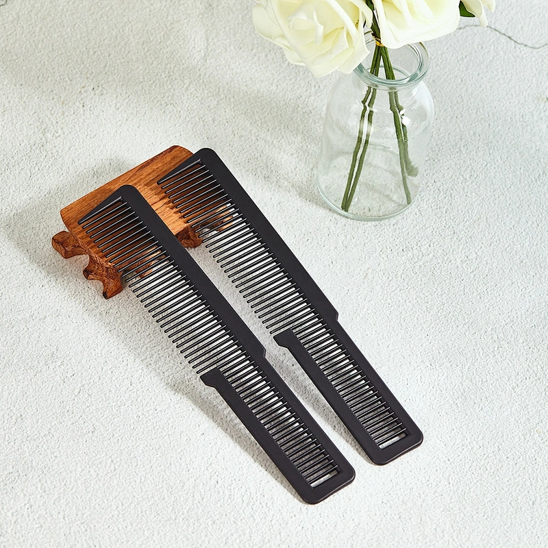 Carbon fiber comb