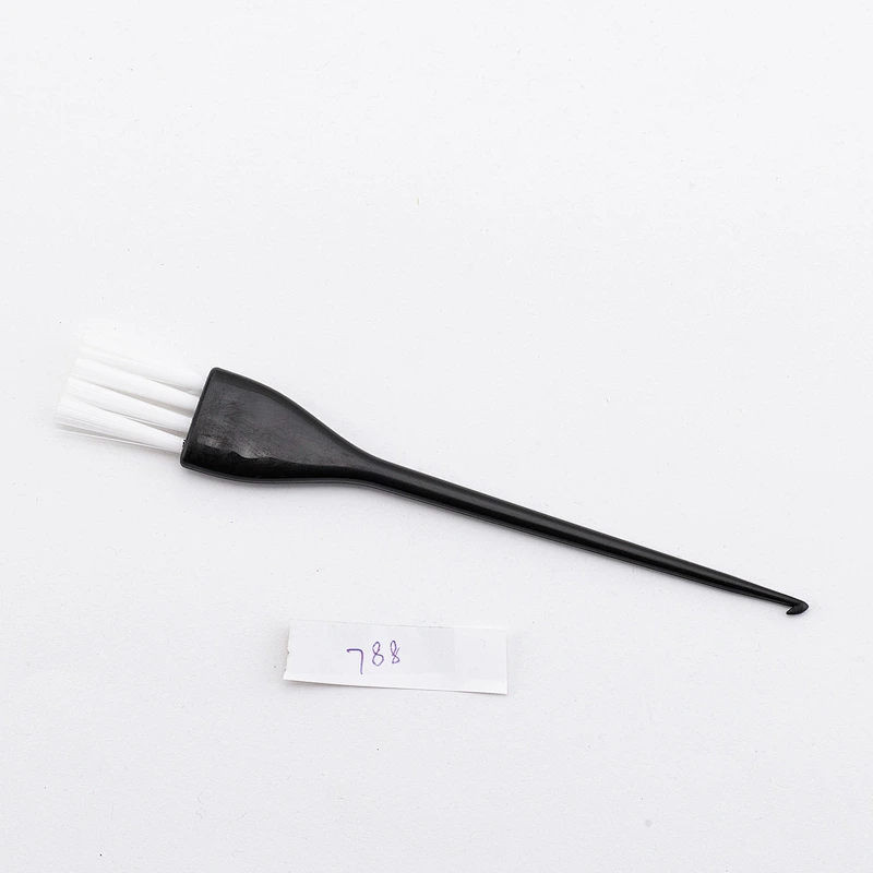 Dye brush