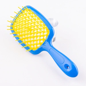 Plastic brush