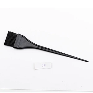 Dye brush