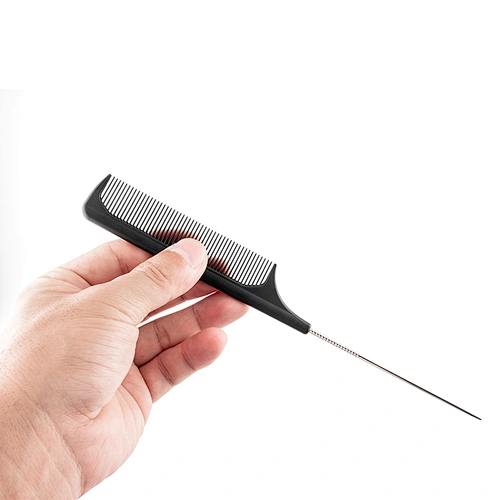 Carbon fiber pin tail comb