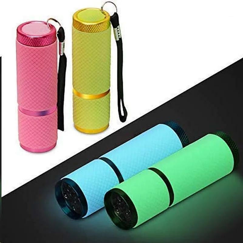9 LED pocket flashlight