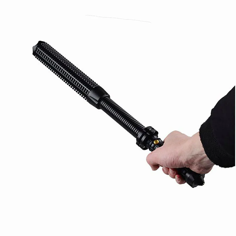 Zoomable self defense tactical flashlight