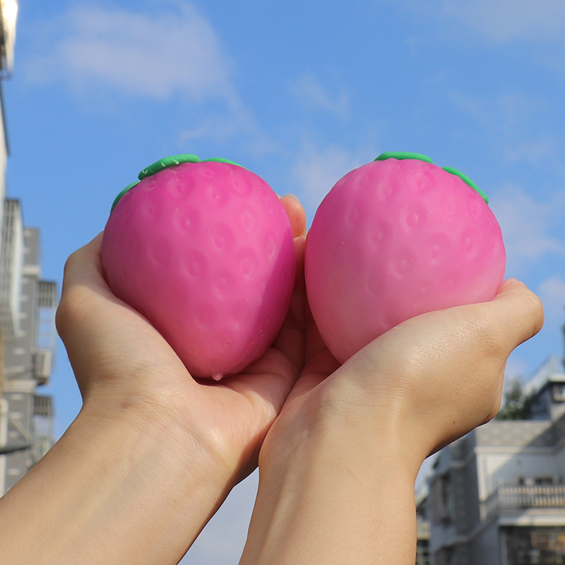 Photosensitive color-changing strawberry toys