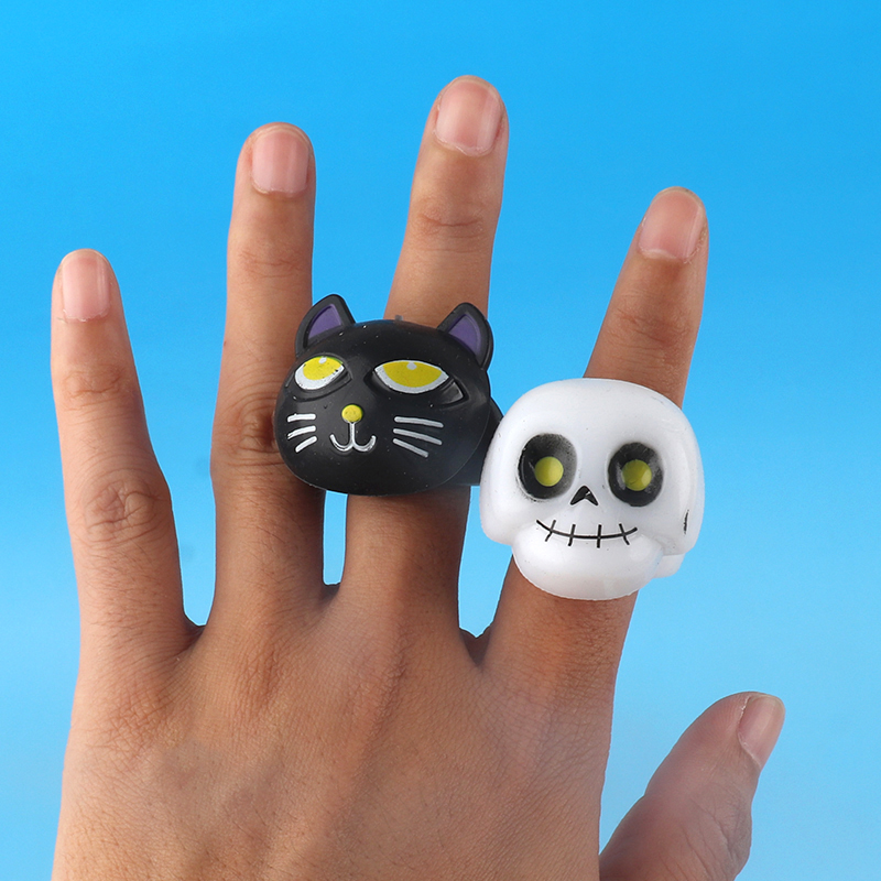 Hallow Skull Flashing Finger Ring