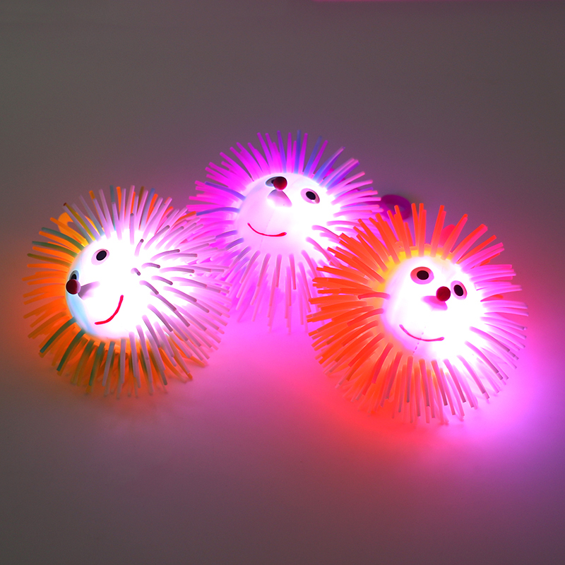 Clown flashing puffer ball