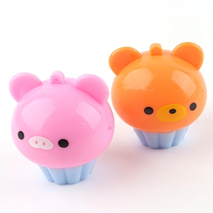 Squeeze bear toy