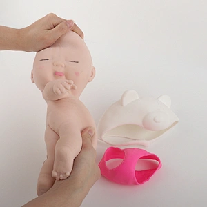 Stretchy baby toy