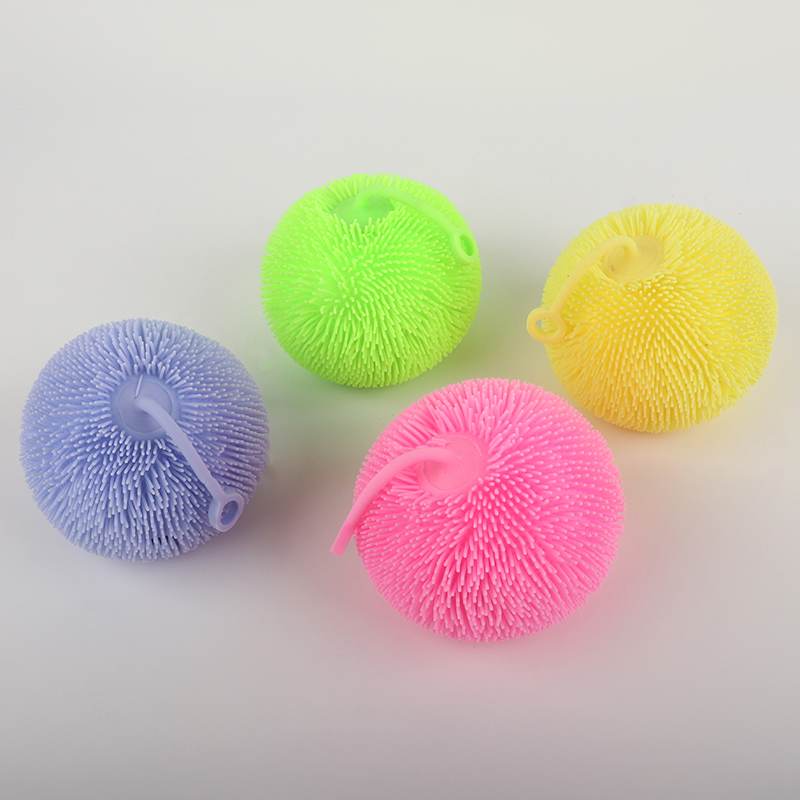9cm puffer ball