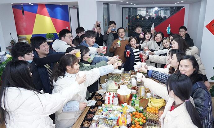 The sales center organized a party in the office