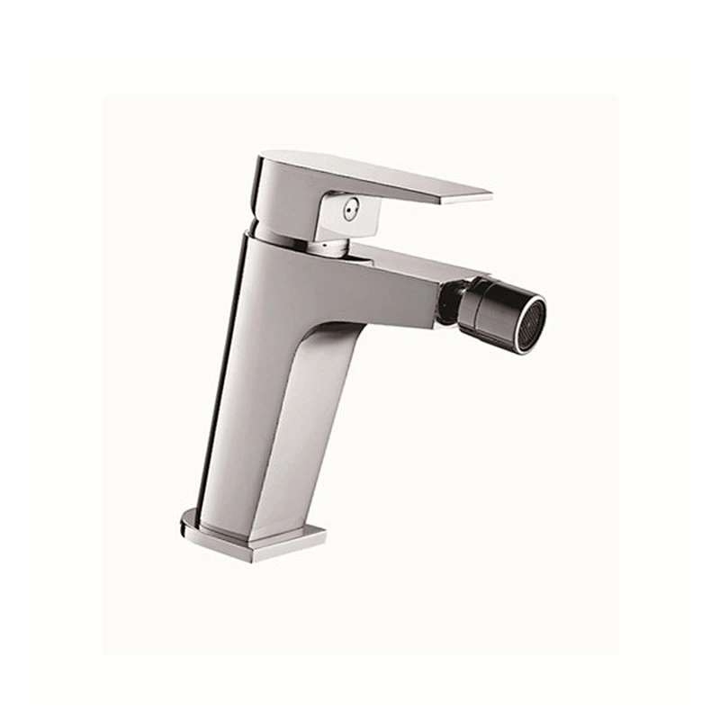 SINGLE LEVER FAUCET/ BRASS