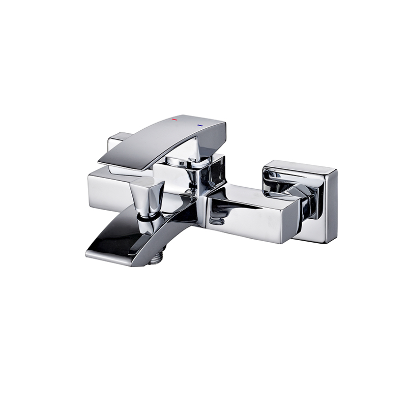 BRASS BATH MIXER