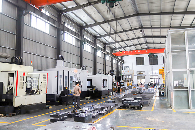 plastic injection moulding die makers plastic parts mould