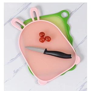 children`s plastic cutting board