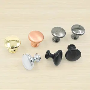 Classic knob with cost-effective material options