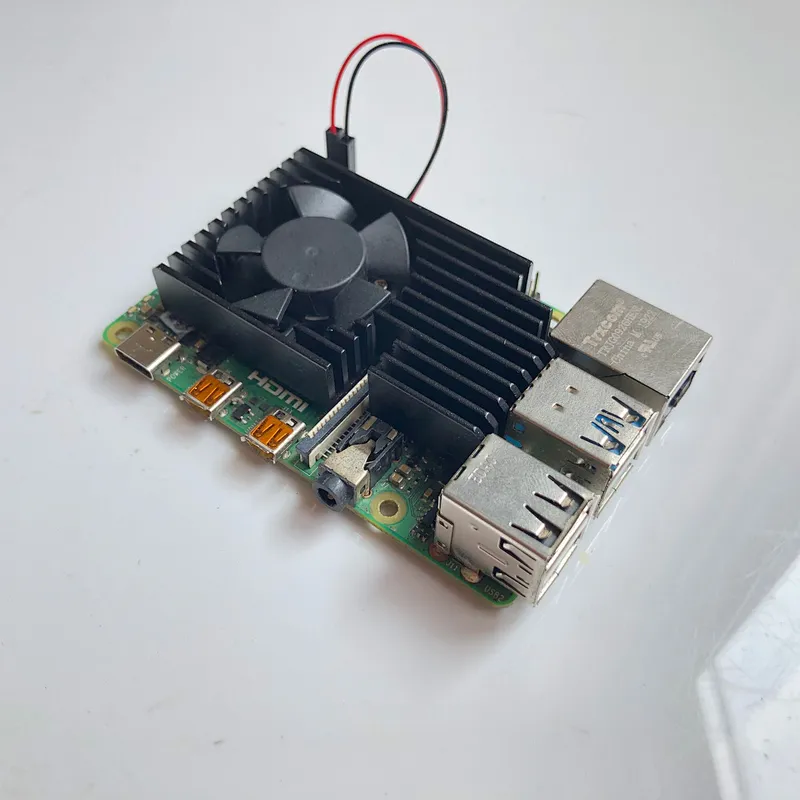 Raspberry PI 4B  Embedded Armor Heatsink With Big Fan