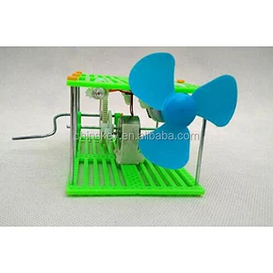 DIY Hand-cranked Generator With Fan
