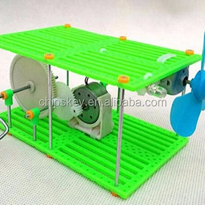 DIY Hand-cranked Generator With Fan