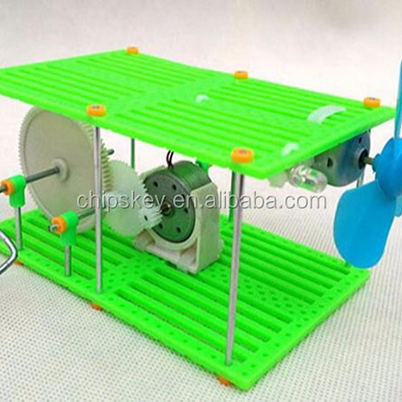 DIY Hand-cranked Generator With Fan