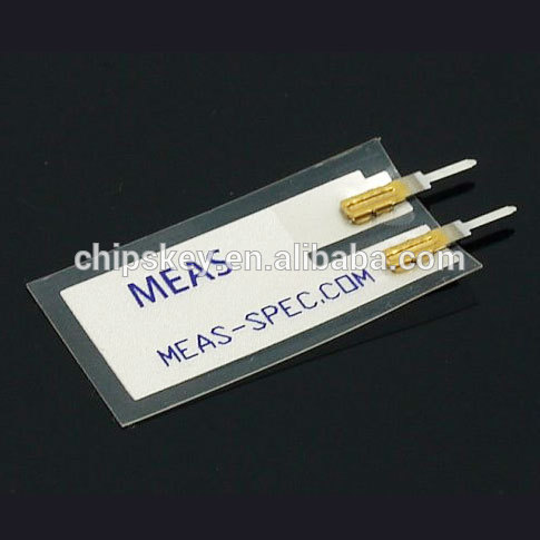 High sensitivity AC coupling for piezoelectric thin film Piezo vibration sensor