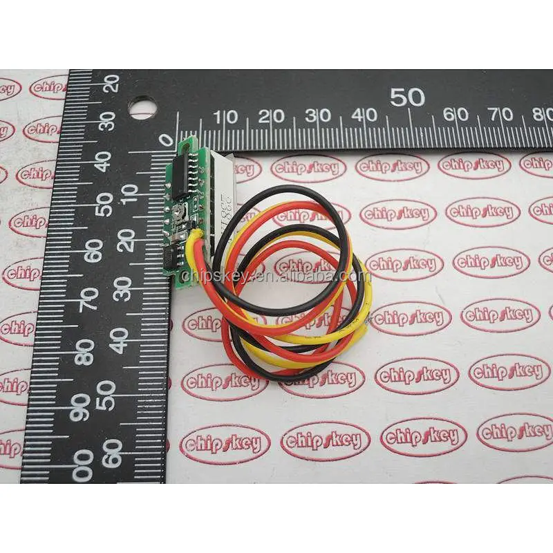 Yellow 0.28 inch ultra-small digital DC voltage meter three-wire digital adjustable DC 0-100V