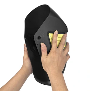Commercial automatic darkening welding helmet  for simple and conveneint welding use